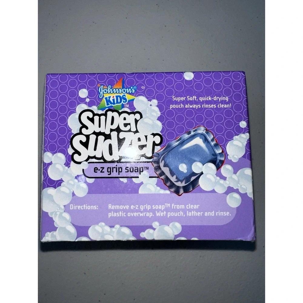 Johnson's Kids Super Sudzer E-Z Grip Soap Berry Breeze 3 Bars NEW BOX